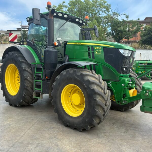 Trattore John Deere 6250R